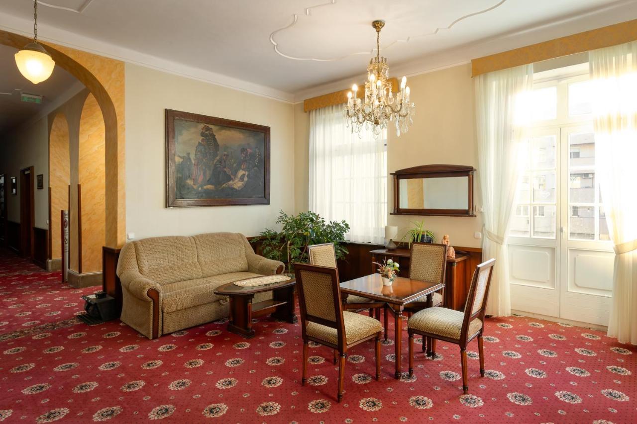 Hotel Eger & Park Exterior foto