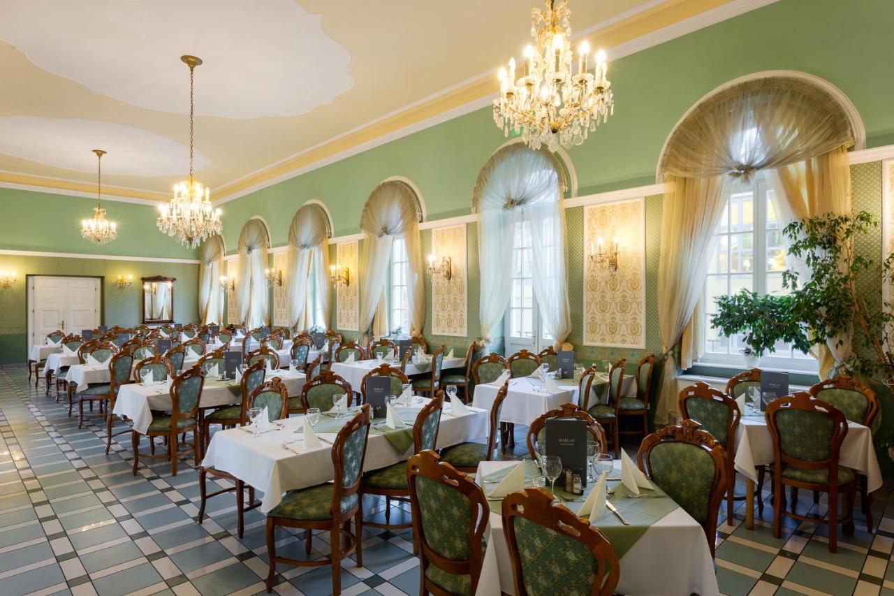 Hotel Eger & Park Exterior foto