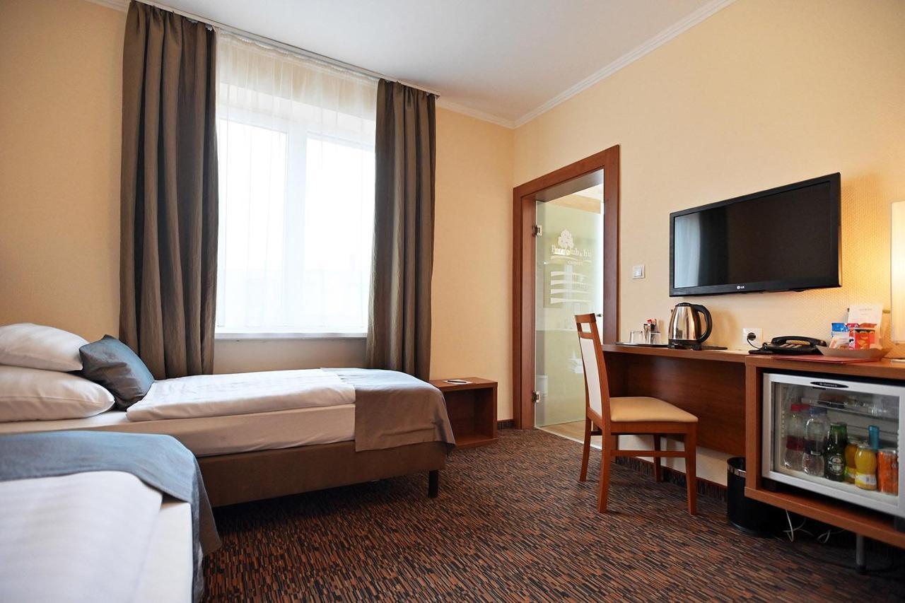 Hotel Eger & Park Exterior foto